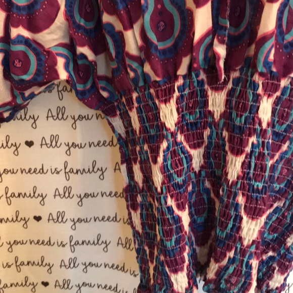 Top - Picture 3 of 4